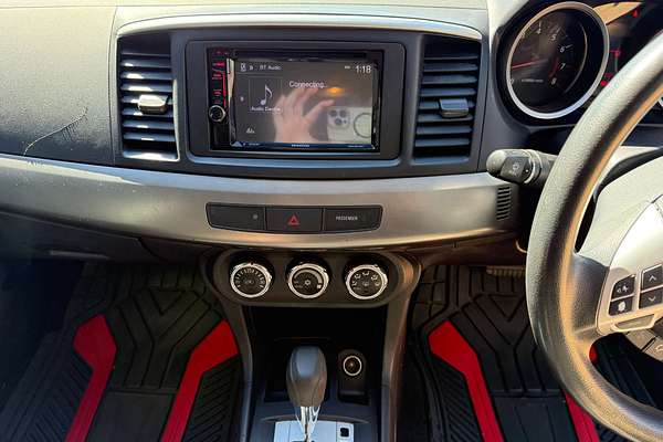 2014 Mitsubishi Lancer ES Sport CJ