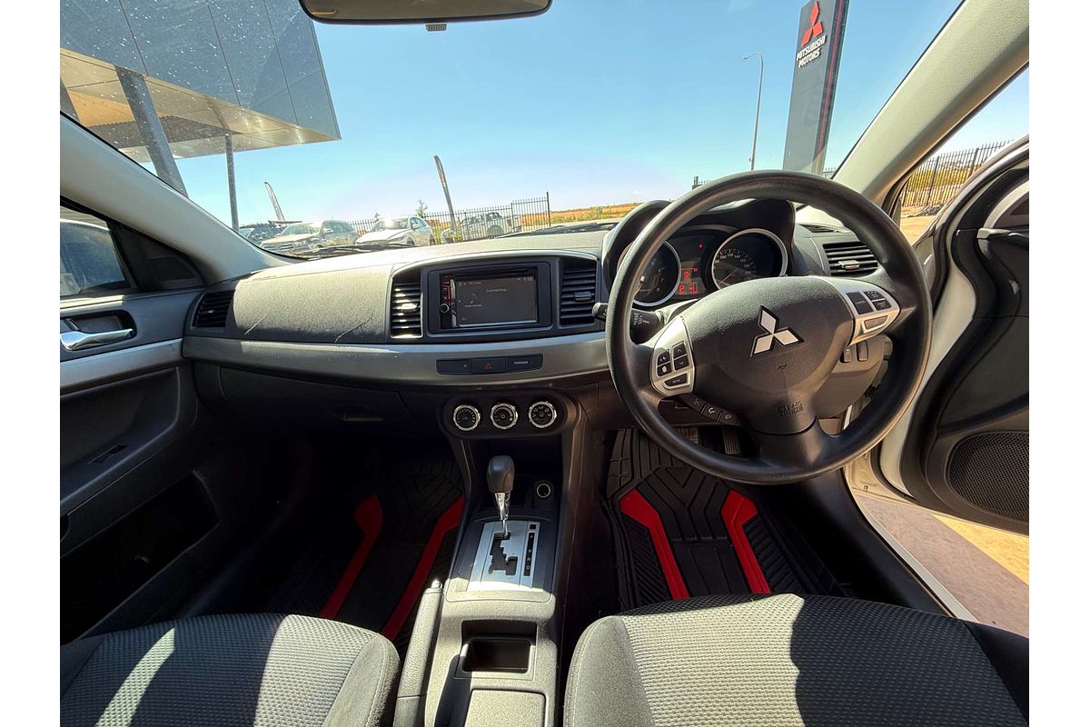 2014 Mitsubishi Lancer ES Sport CJ