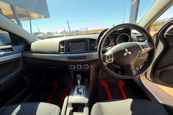 2014 Mitsubishi Lancer ES Sport CJ