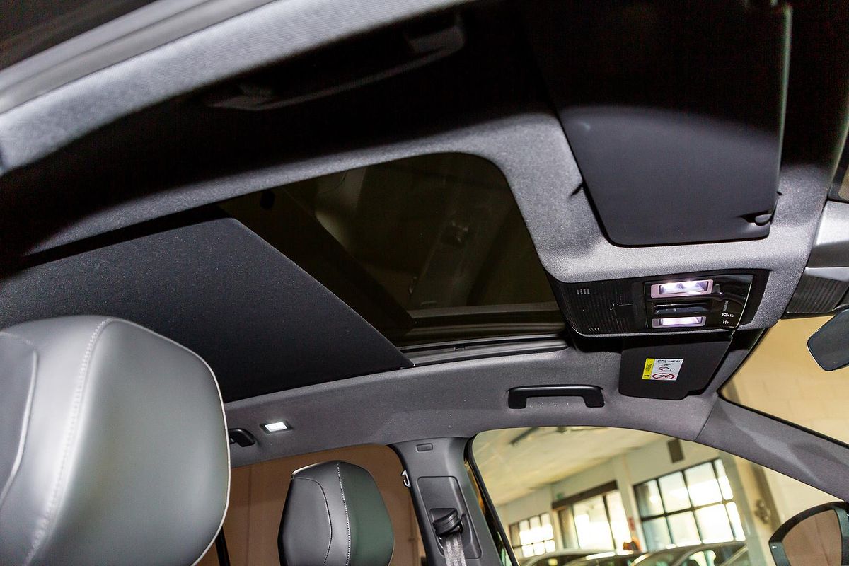 2025 Volkswagen Tiguan 195TSI R-Line CT