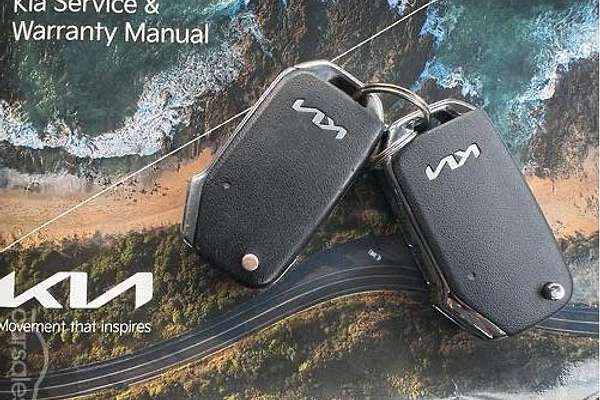 2022 Kia Carnival S KA4