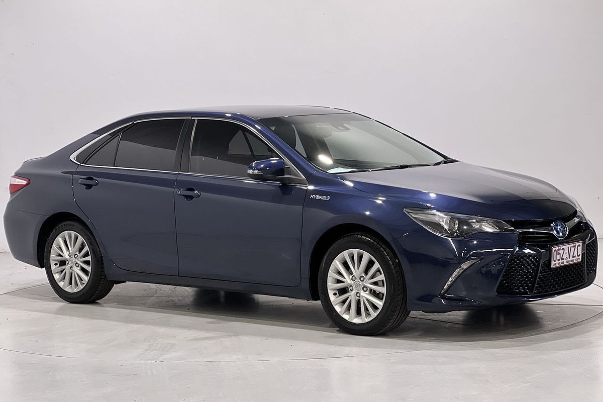 2015 Toyota Camry Atara SL AVV50R