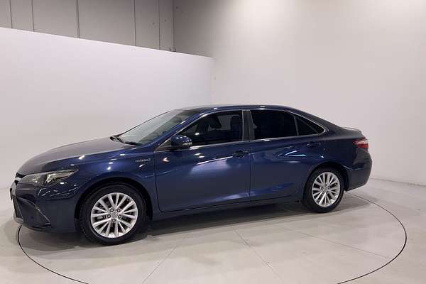 2015 Toyota Camry Atara SL AVV50R