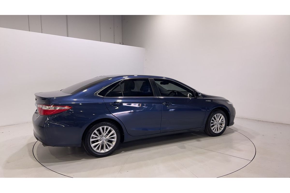 2015 Toyota Camry Atara SL AVV50R