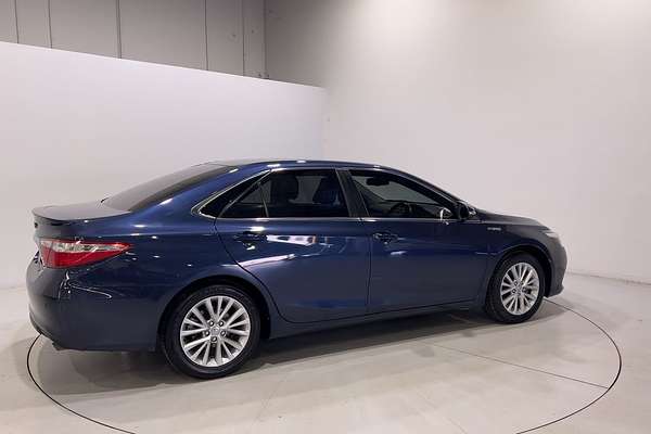 2015 Toyota Camry Atara SL AVV50R