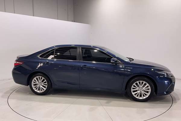 2015 Toyota Camry Atara SL AVV50R