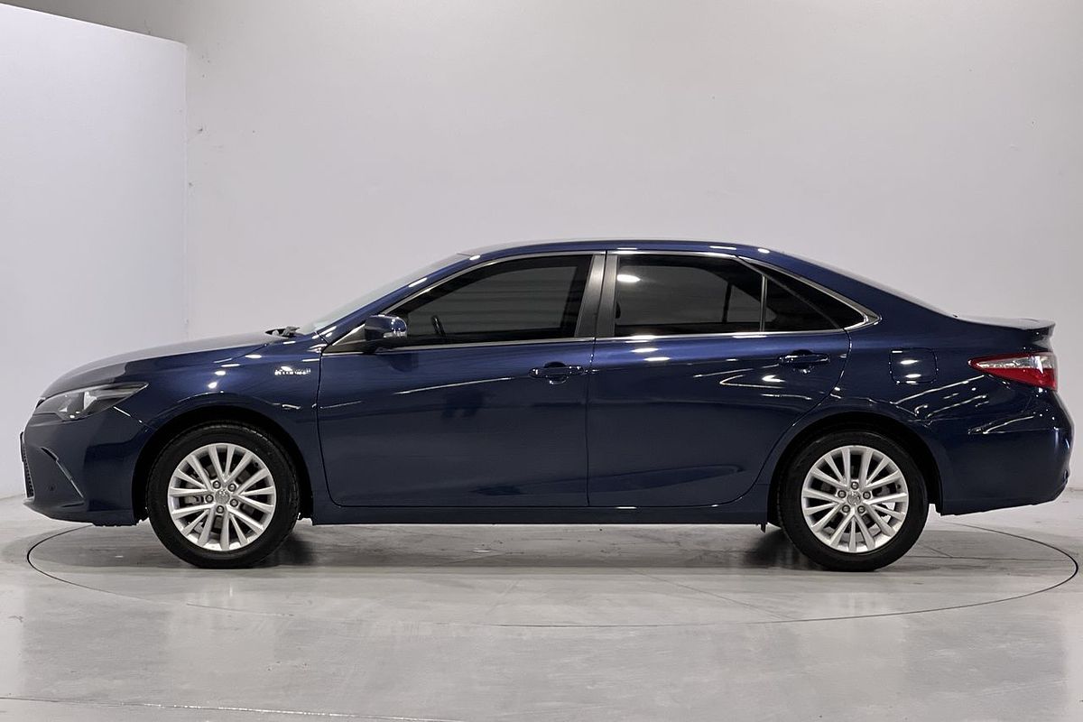 2015 Toyota Camry Atara SL AVV50R