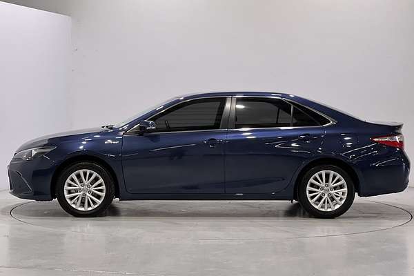 2015 Toyota Camry Atara SL AVV50R