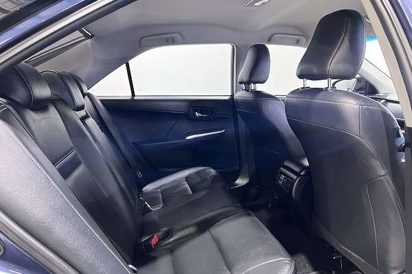 2015 Toyota Camry Atara SL AVV50R