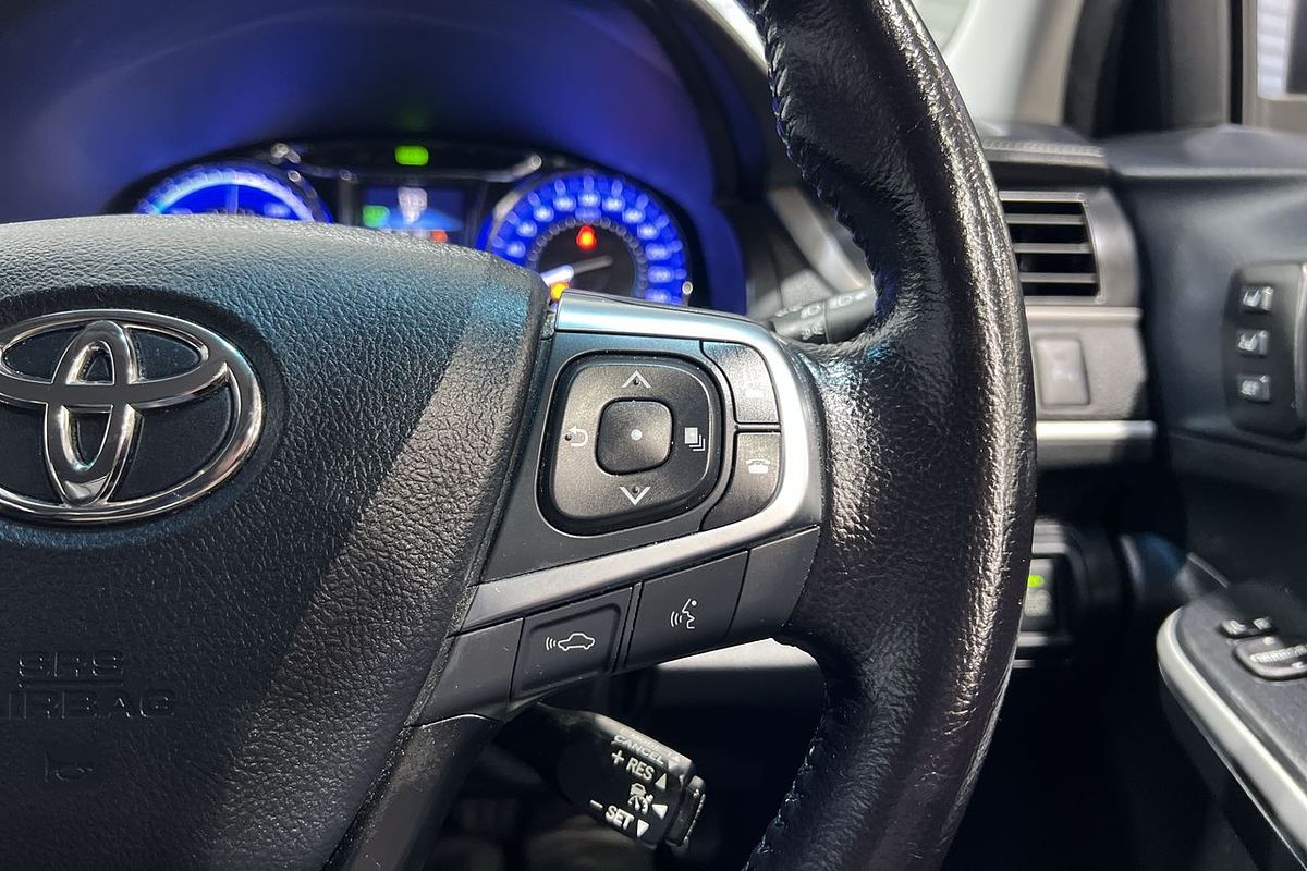 2015 Toyota Camry Atara SL AVV50R