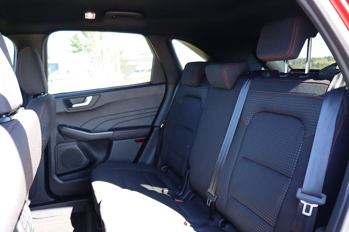 2022 Ford Escape ST-Line ZH