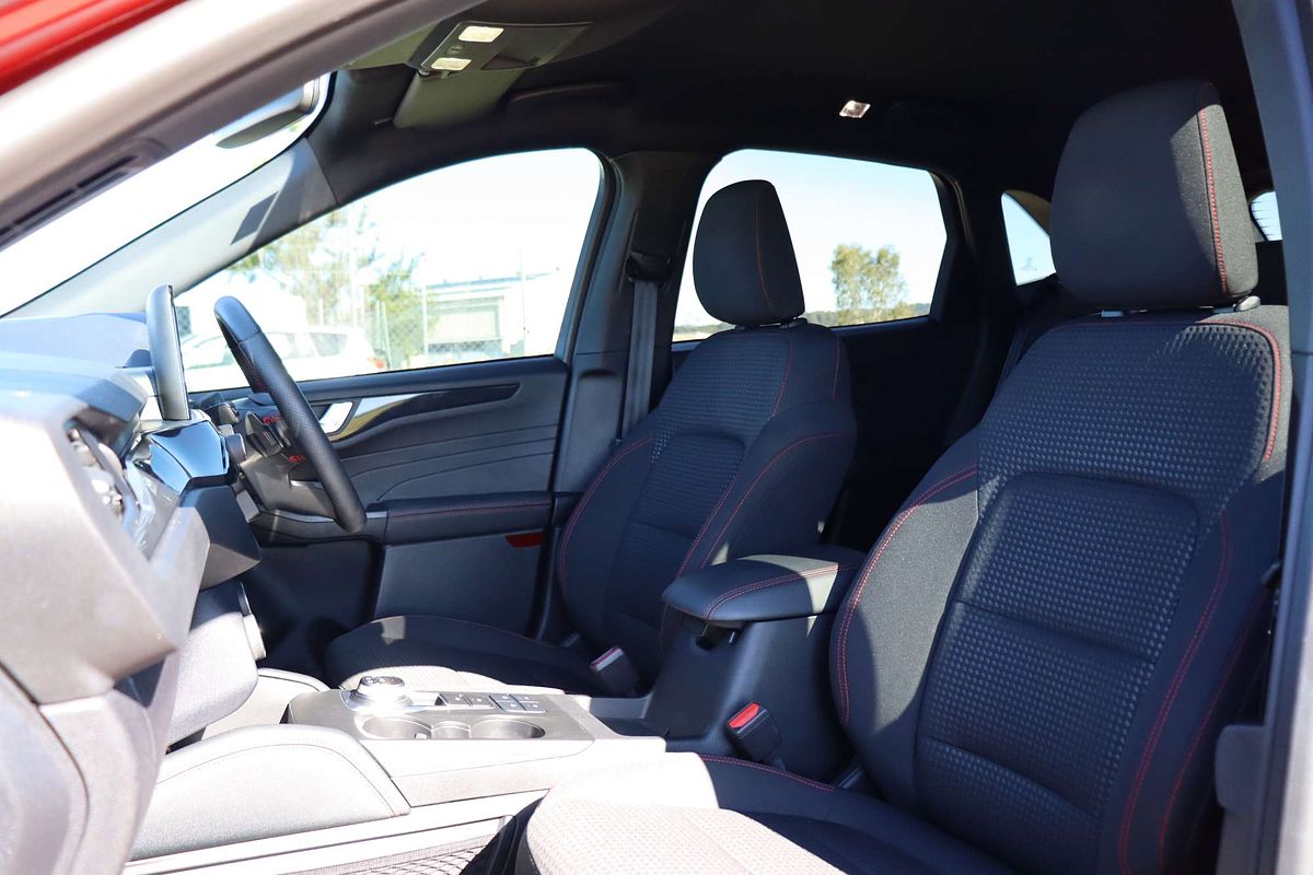 2022 Ford Escape ST-Line ZH