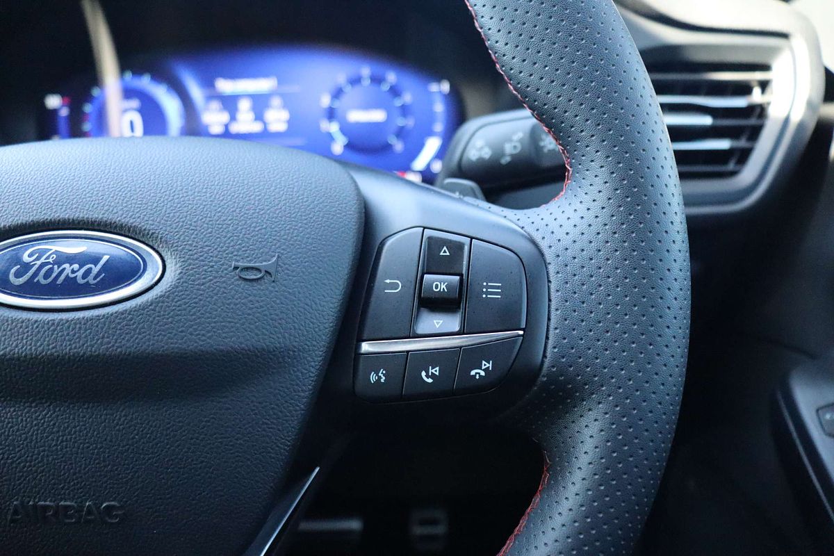 2022 Ford Escape ST-Line ZH