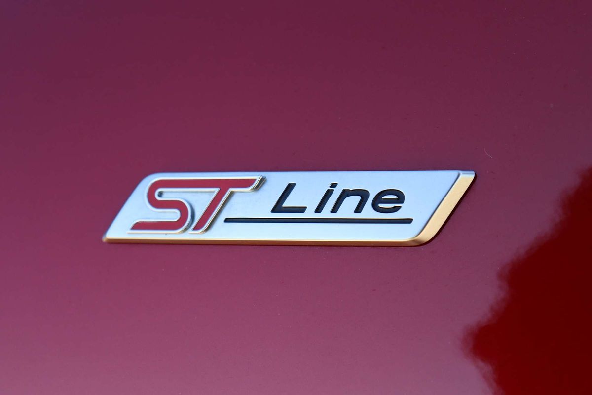 2022 Ford Escape ST-Line ZH