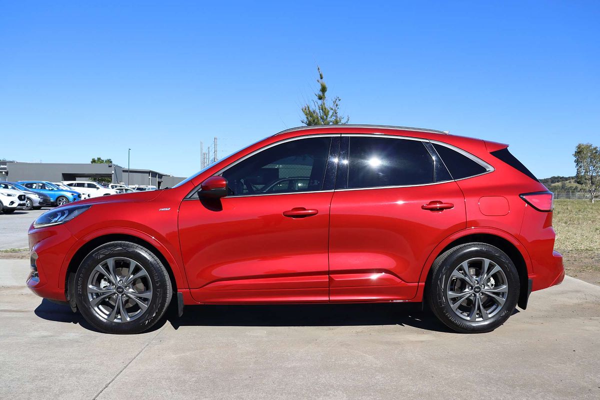 2022 Ford Escape ST-Line ZH