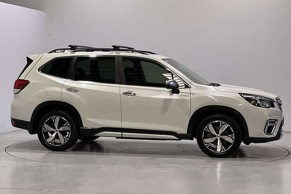 2020 Subaru Forester Hybrid S S5