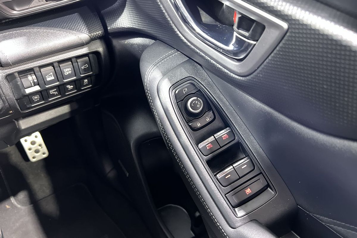 2020 Subaru Forester Hybrid S S5