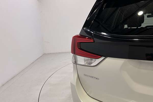 2020 Subaru Forester Hybrid S S5