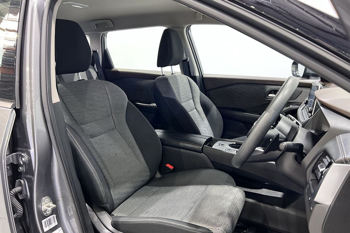 2023 Nissan X-TRAIL ST T33