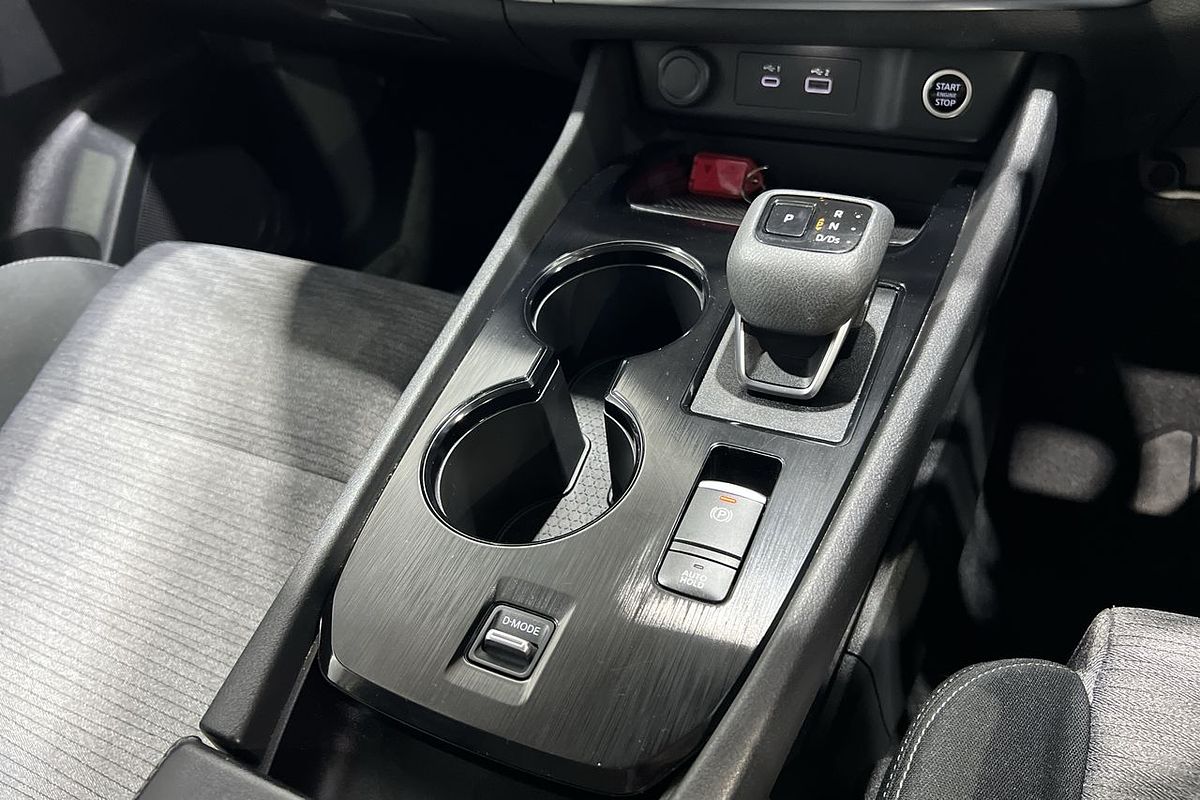 2023 Nissan X-TRAIL ST T33