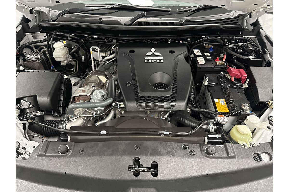2022 Mitsubishi Pajero Sport GSR QF
