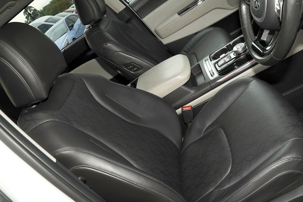 2021 Kia Carnival Platinum KA4