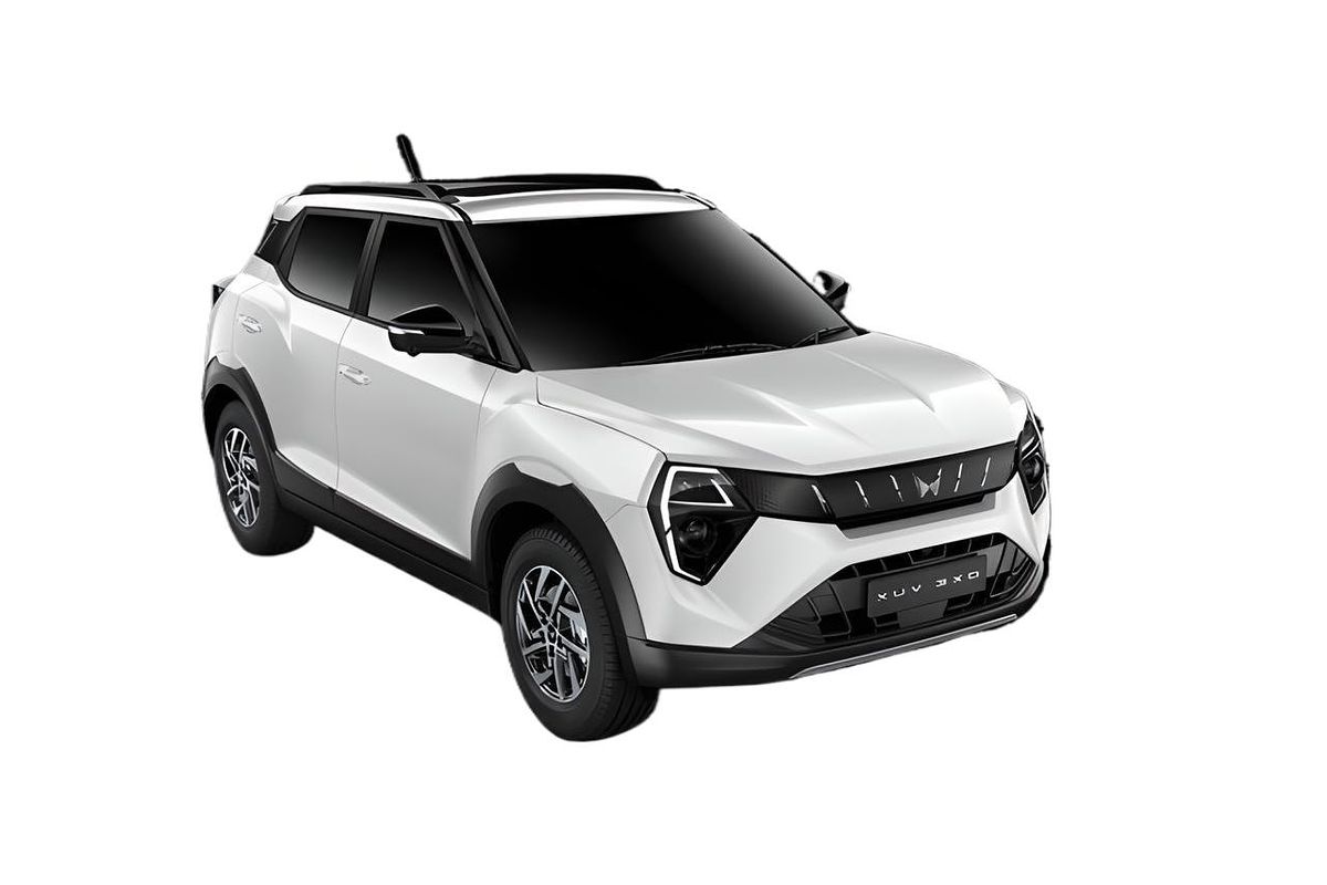 2025 Mahindra XUV3XO AX7L