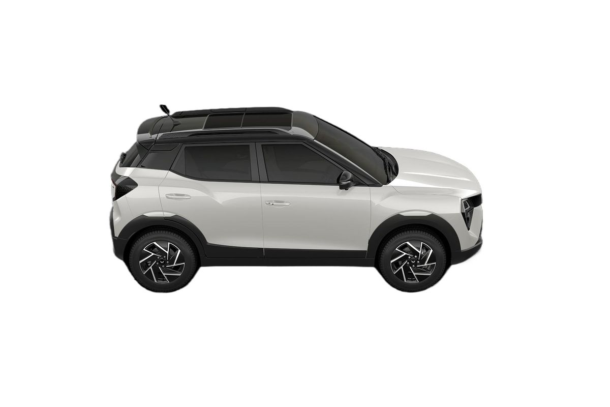 2025 Mahindra XUV3XO AX7L