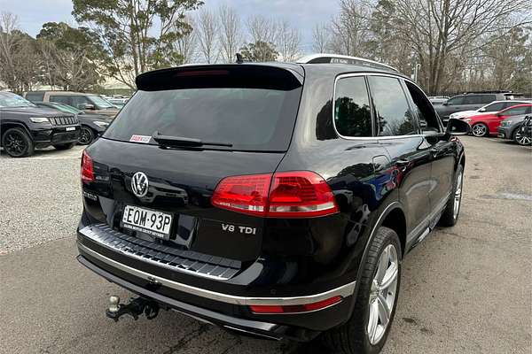 2015 Volkswagen Touareg V8 TDI R-Line 7P