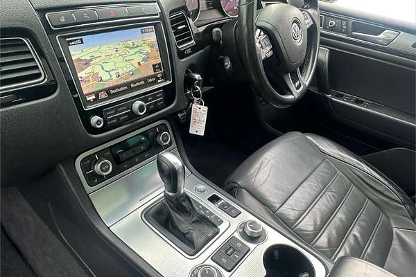 2015 Volkswagen Touareg V8 TDI R-Line 7P