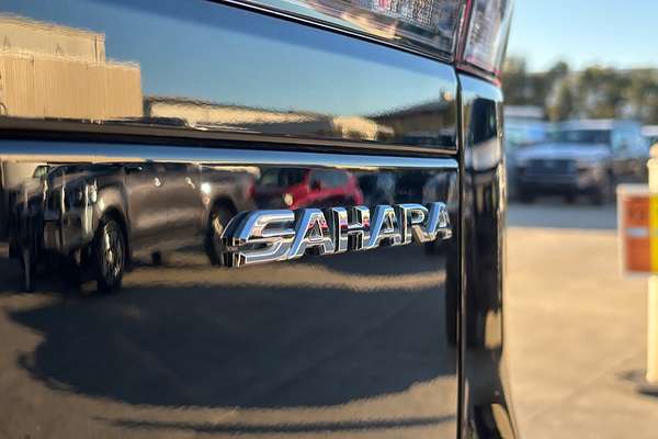 2024 Toyota Landcruiser Sahara FJA300R