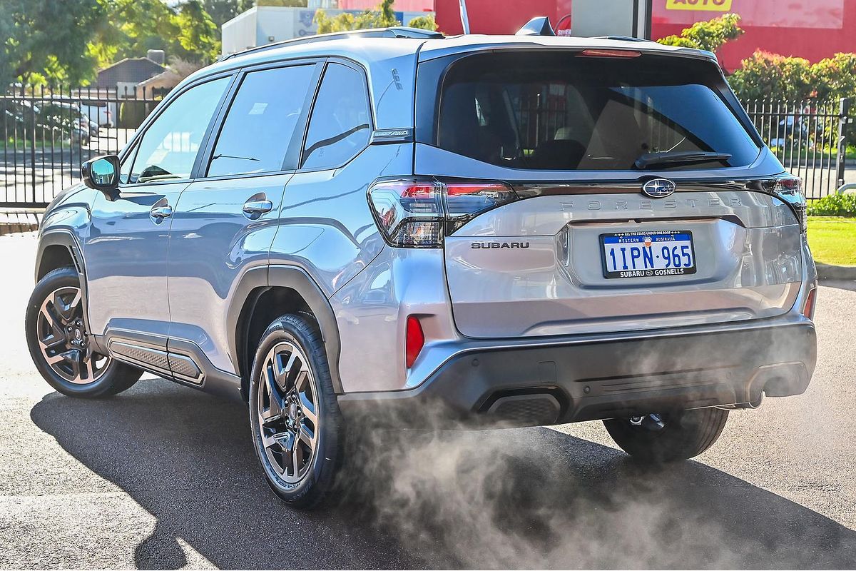 2025 Subaru Forester Touring S6