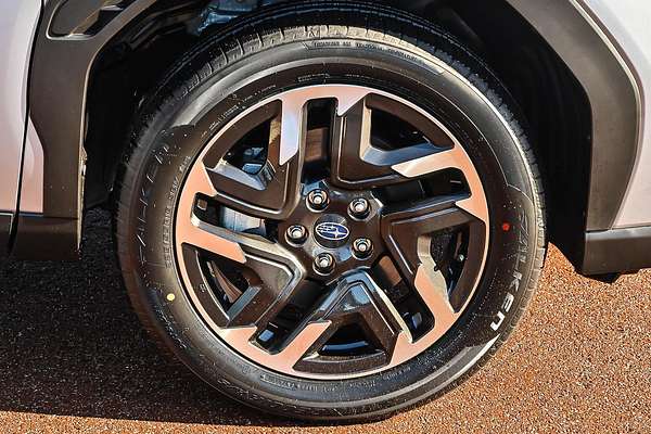 2025 Subaru Forester Touring S6
