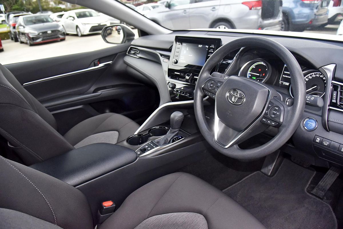 2024 Toyota Camry Ascent AXVH70R