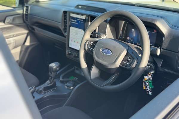 2025 Ford Ranger XL 4X4 2.0L