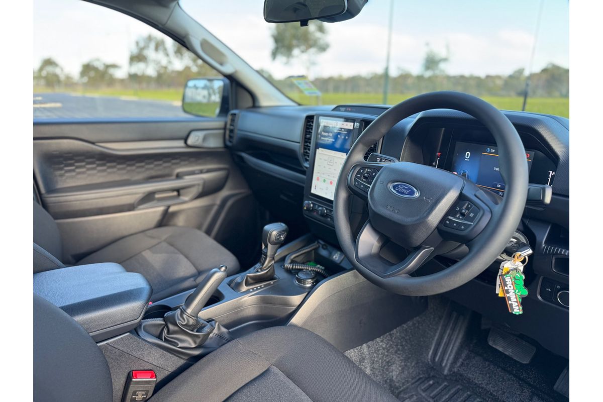 2025 Ford Ranger XL 4X4 2.0L