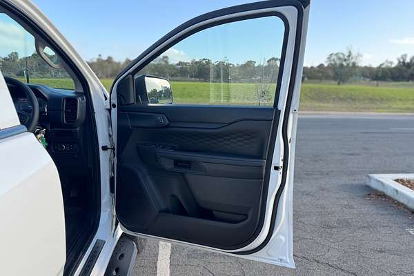2025 Ford Ranger XL 4X4 2.0L