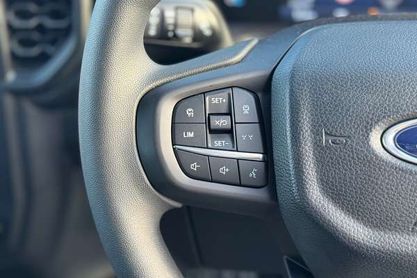 2025 Ford Ranger XL 4X4 2.0L