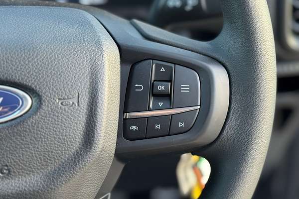 2025 Ford Ranger XL 4X4 2.0L