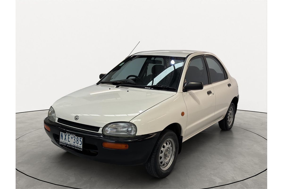 1996 Mazda 121 DB1033