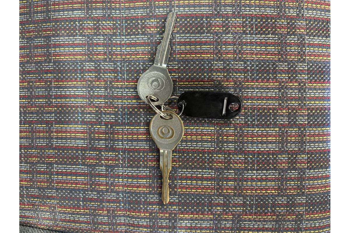 1996 Mazda 121 DB1033