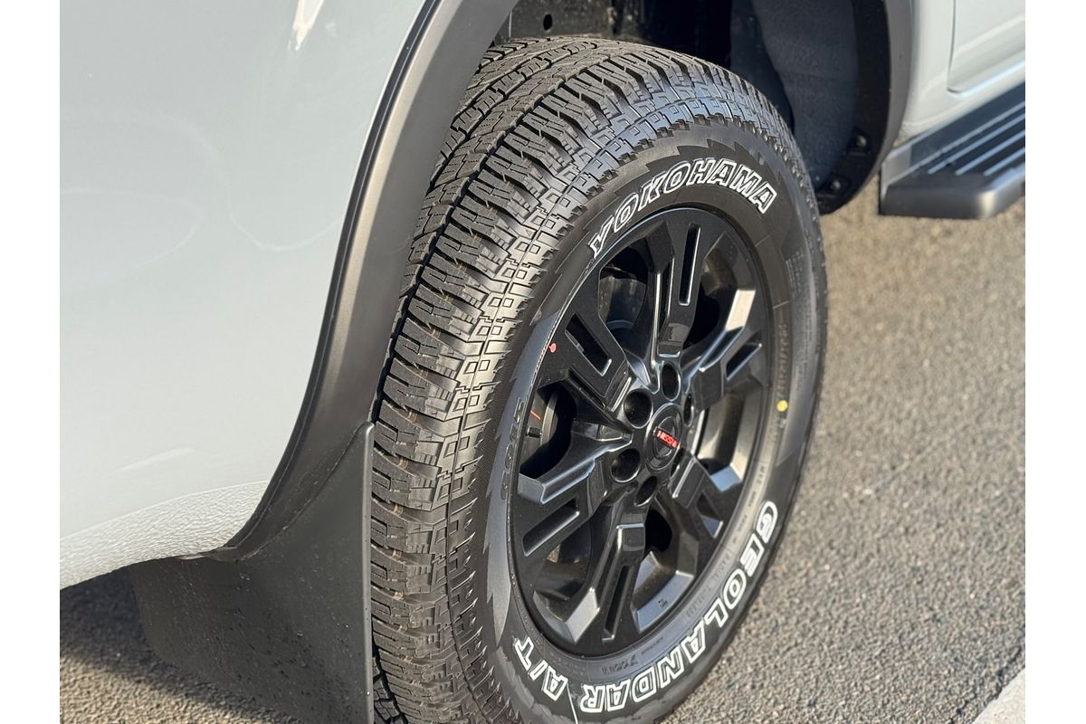 2025 Nissan Navara PRO-4X D23 4X4