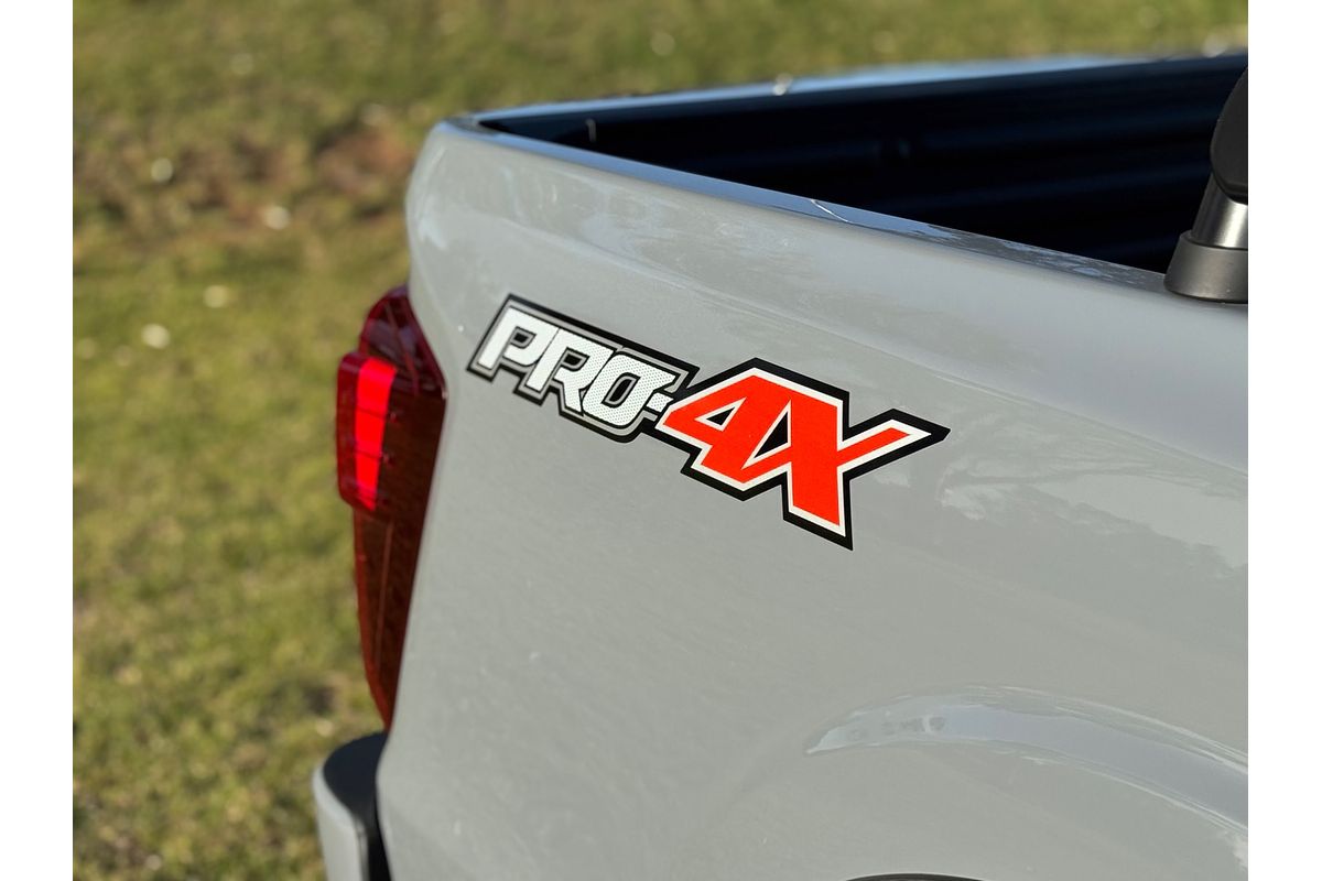 2025 Nissan Navara PRO-4X D23 4X4