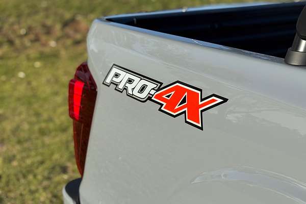 2025 Nissan Navara PRO-4X D23 4X4