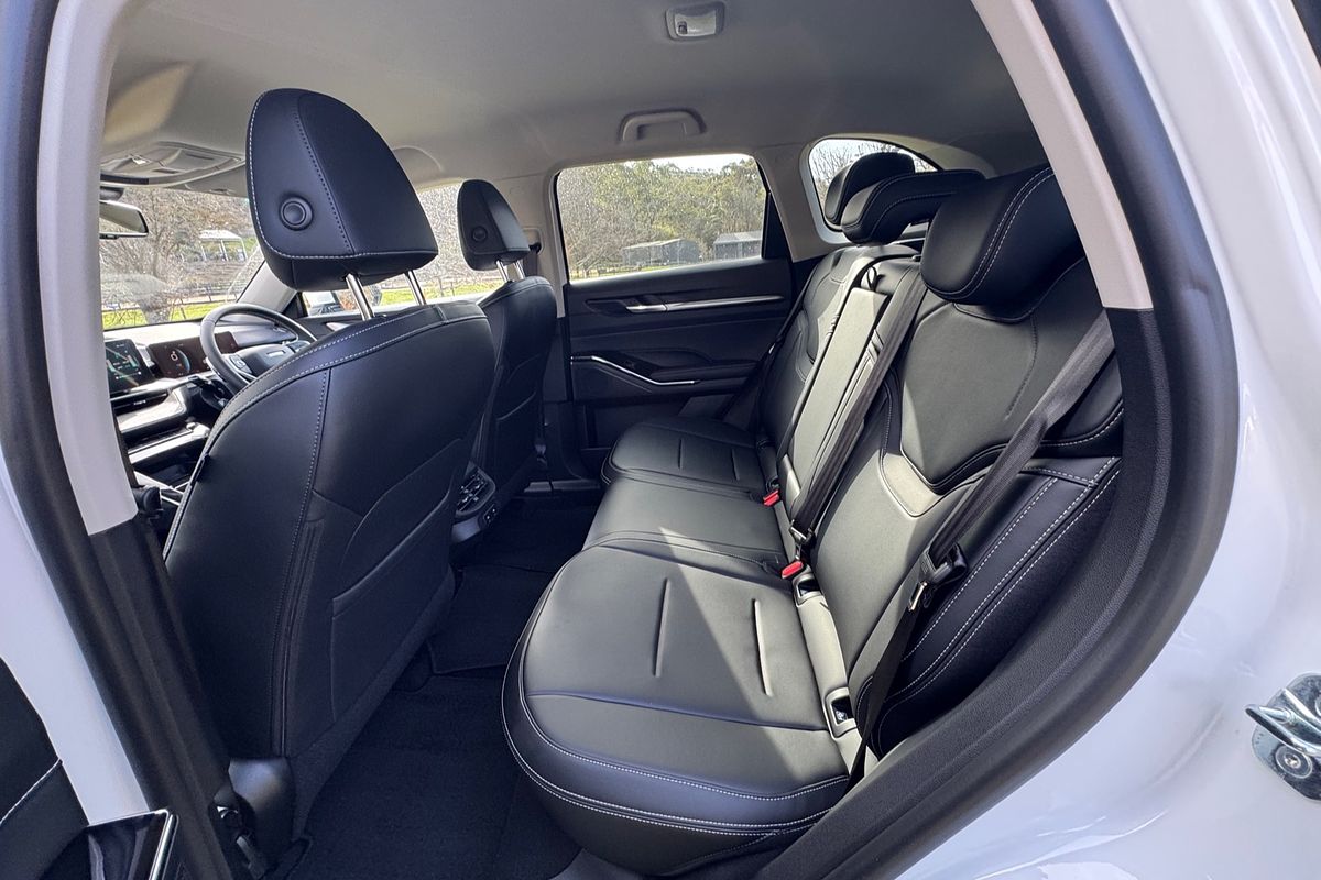 2025 GWM Haval H6 Lux B01