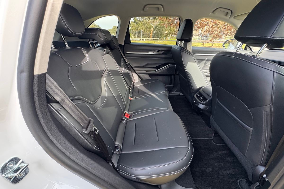 2025 GWM Haval H6 Lux B01
