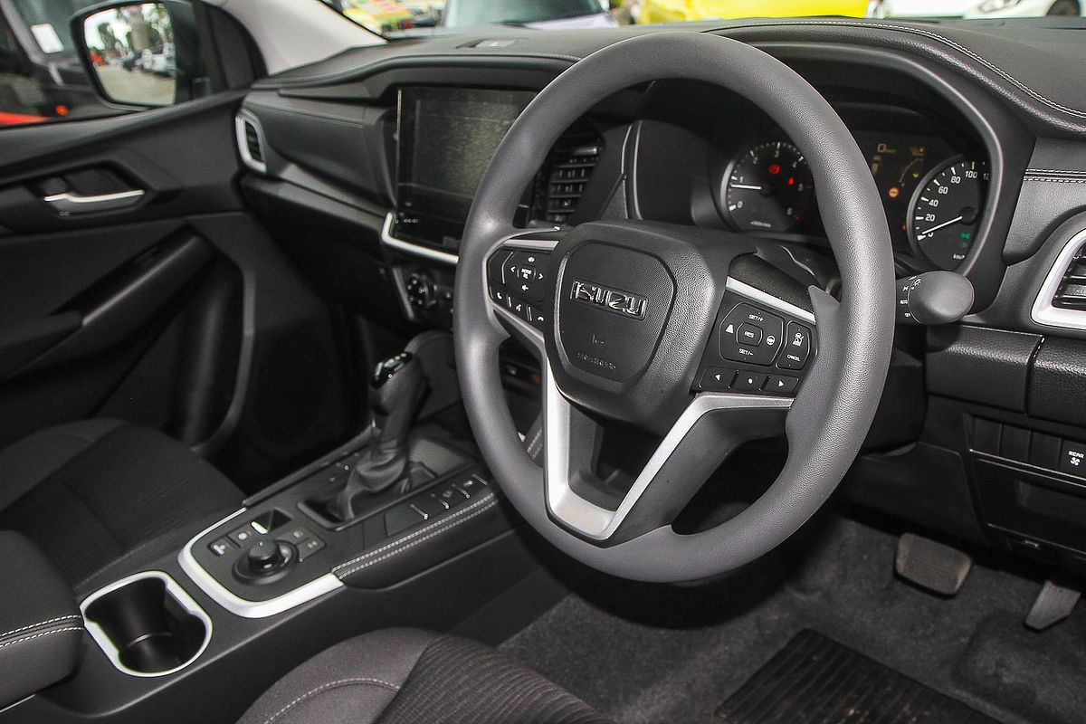 2025 Isuzu MU-X LS-M