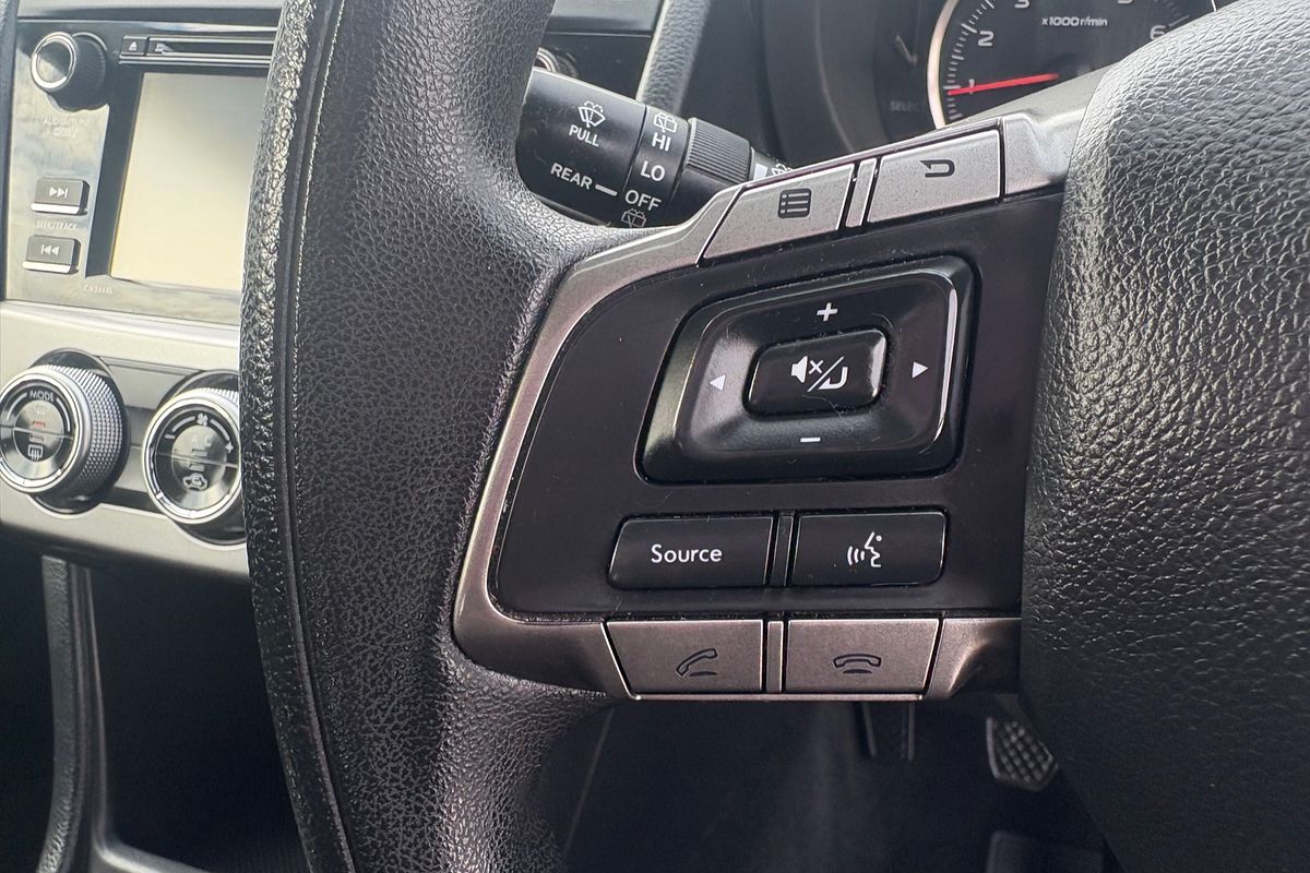 2015 Subaru XV 2.0i-L G4X
