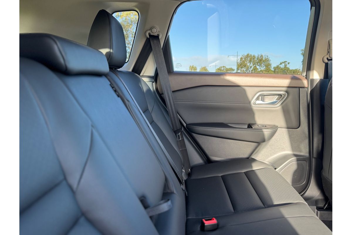 2025 Nissan X-TRAIL ST-L e-POWER T33