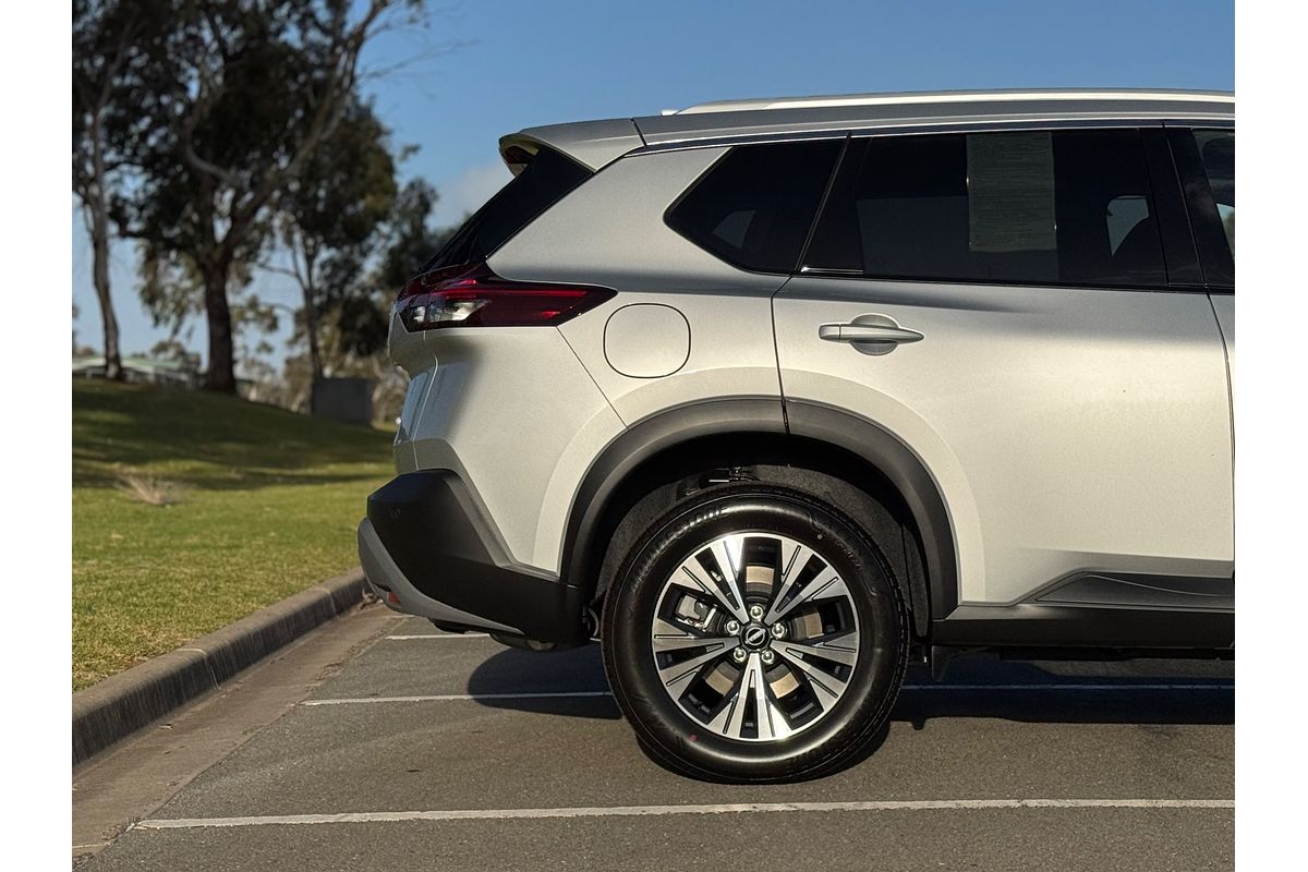 2025 Nissan X-TRAIL ST-L e-POWER T33